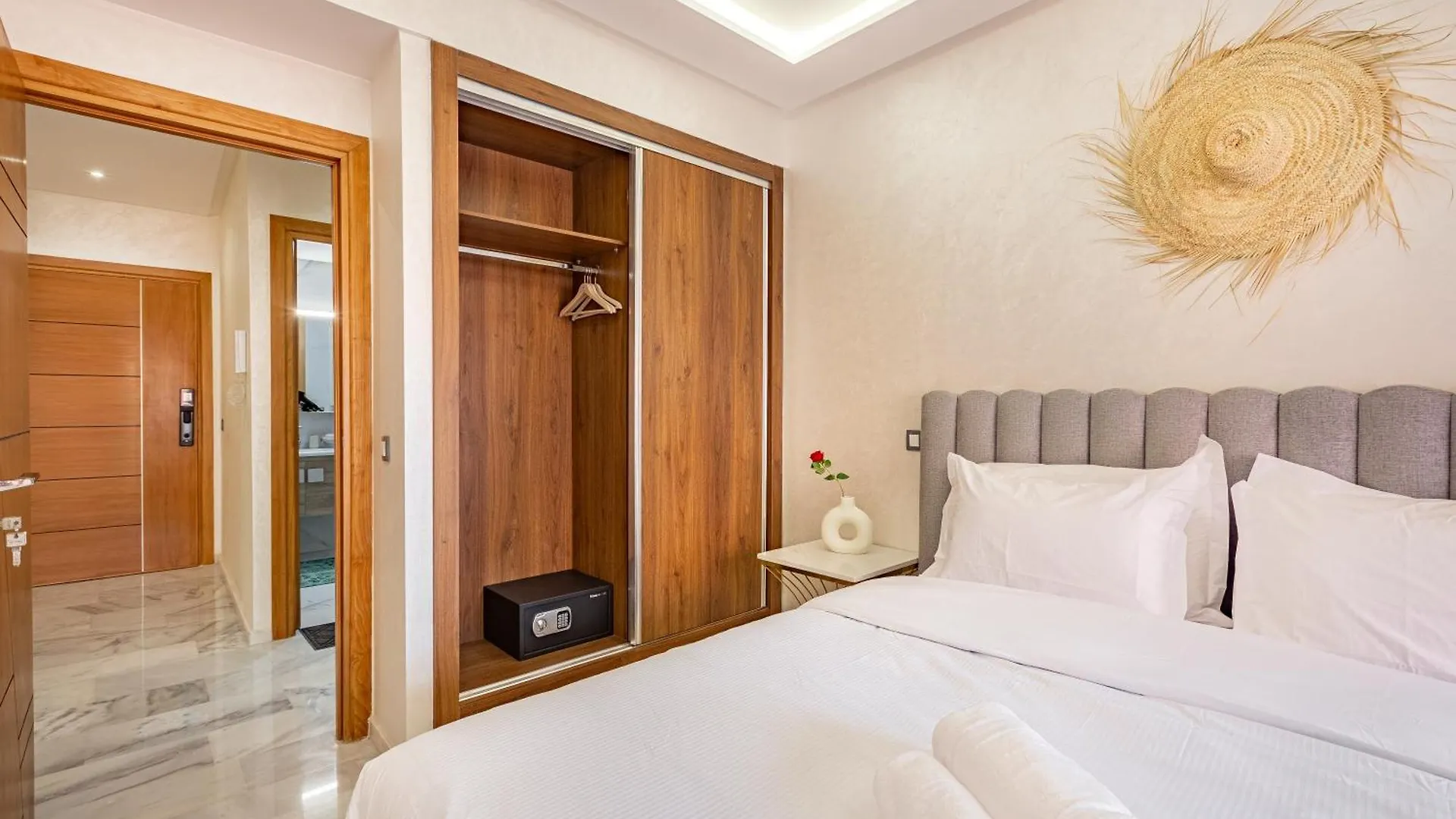 Appt Elegant Et Confort Dans Le Centre De Marrakech Marrakesh Apartment