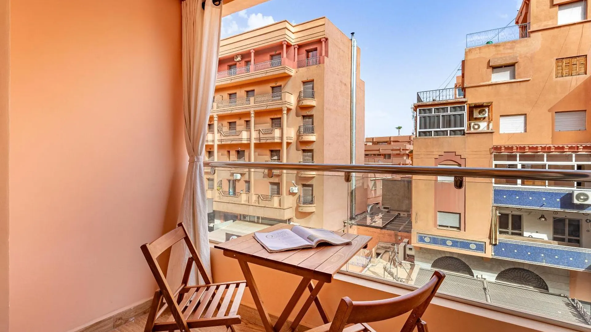 Appt Elegant Et Confort Dans Le Centre De Marrakech Marrakesh